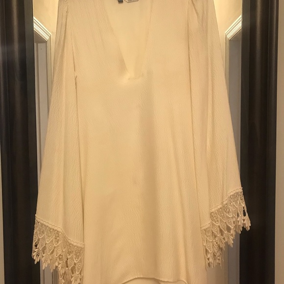 Stone Cold Fox Ivory dress bell sleeves lace - Picture 2 of 6